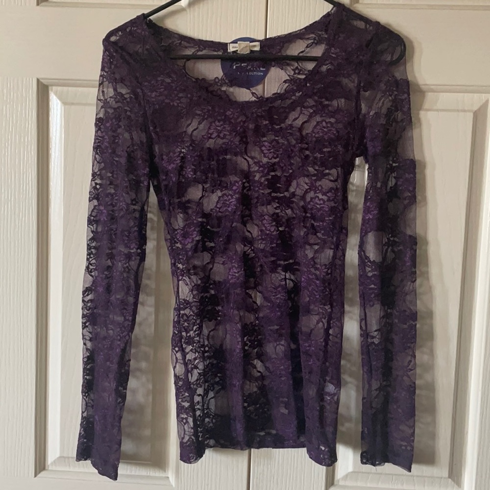 Purple long sleeve lace top in small NWT